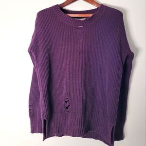 If It Were Me- Sweater‎ Womens XS Distressed Purple Knit Pullover Relaxed Fit